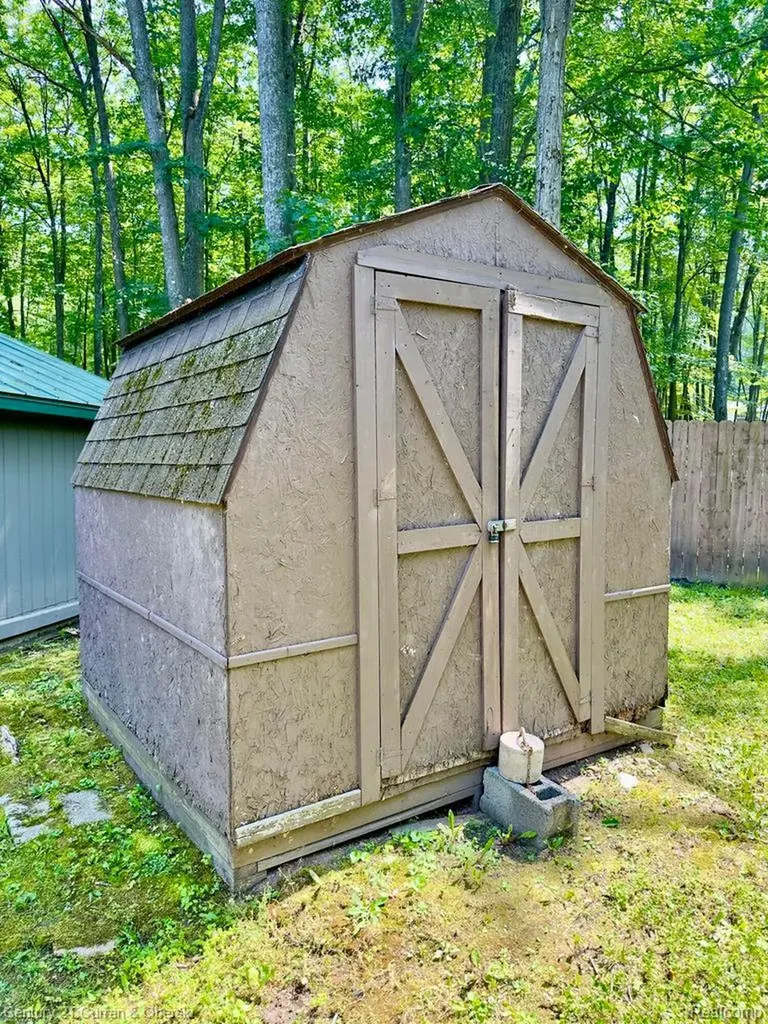 111 Petoskey Drive Roscommon Village MI 48653