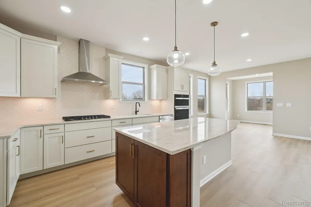 864 Kelpie Drive Pittsfield Charter Township MI 48108