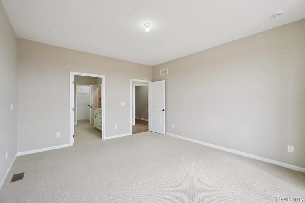 864 Kelpie Drive Pittsfield Charter Township MI 48108