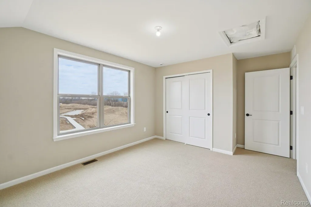 864 Kelpie Drive Pittsfield Charter Township MI 48108
