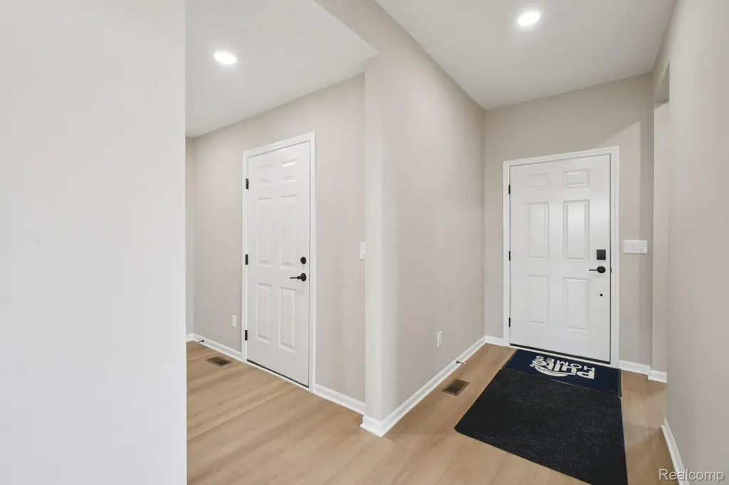 864 Kelpie Drive Pittsfield Charter Township MI 48108