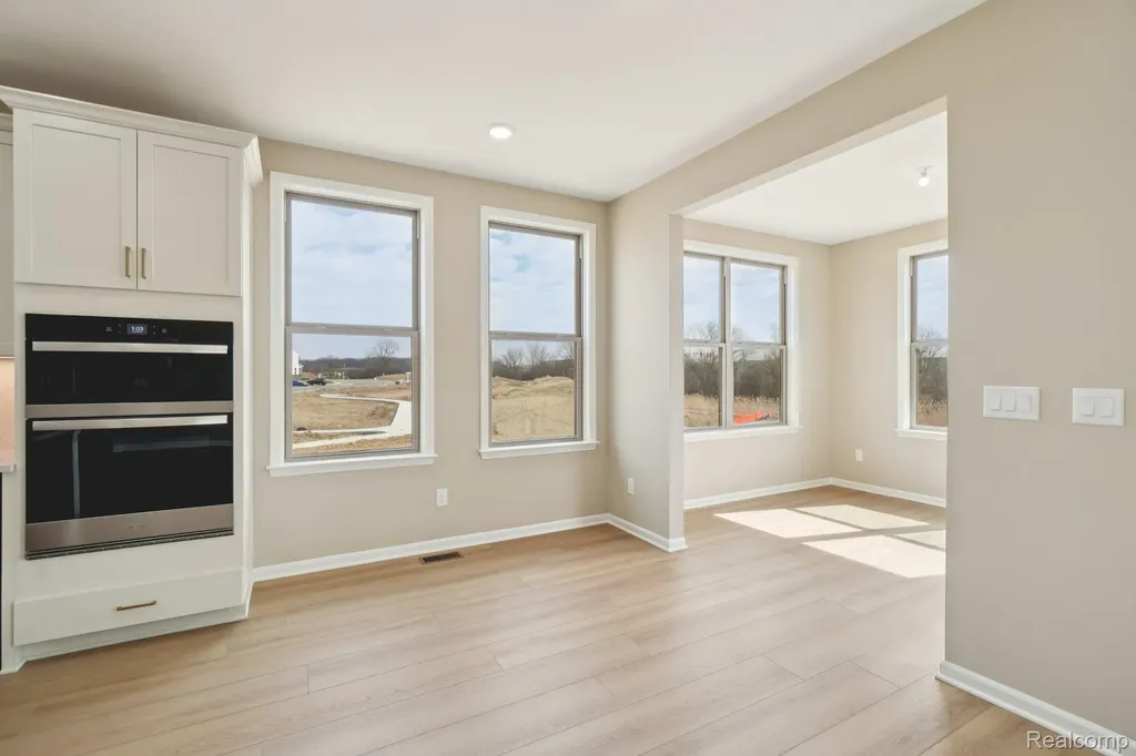 864 Kelpie Drive Pittsfield Charter Township MI 48108