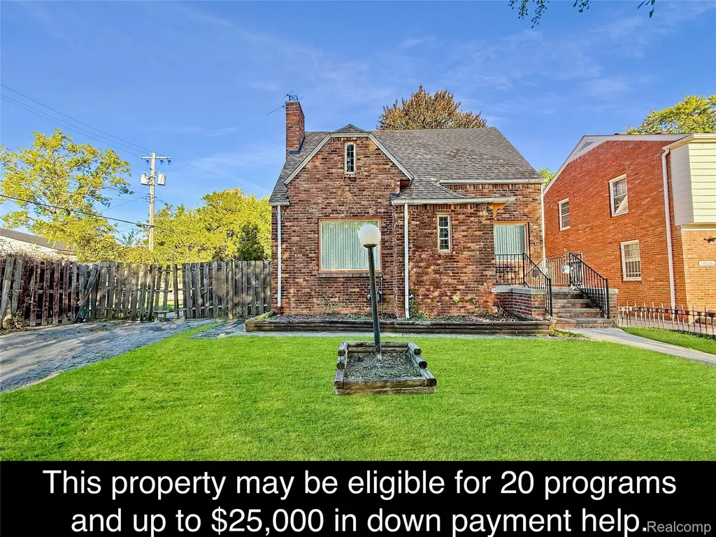 13610 Woodmont Avenue Detroit City MI 48227