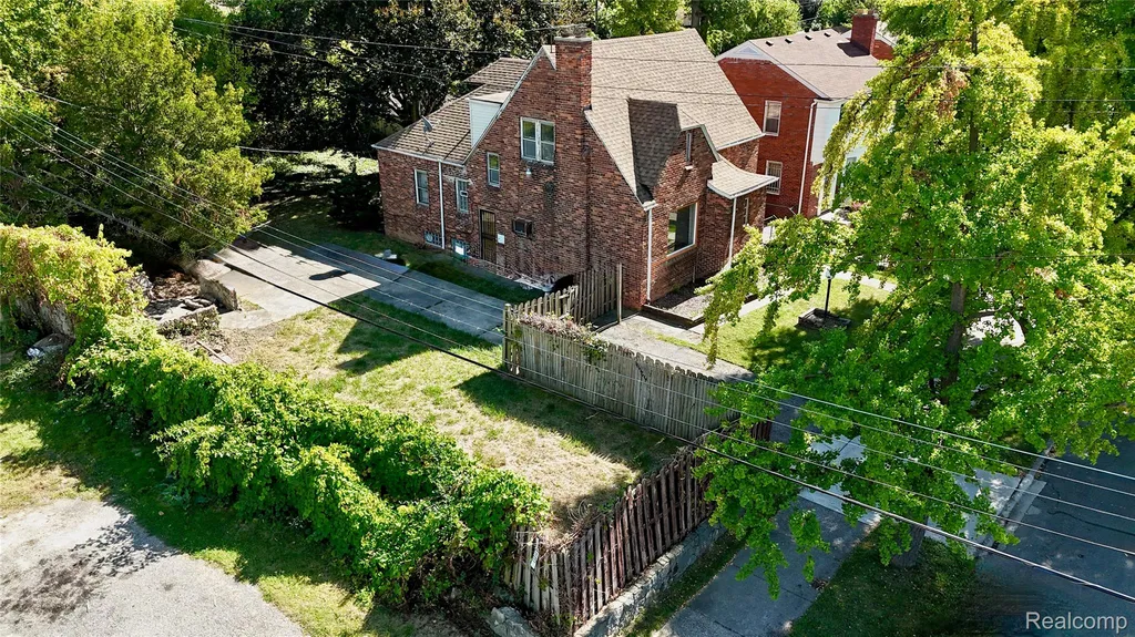 13610 Woodmont Avenue Detroit City MI 48227