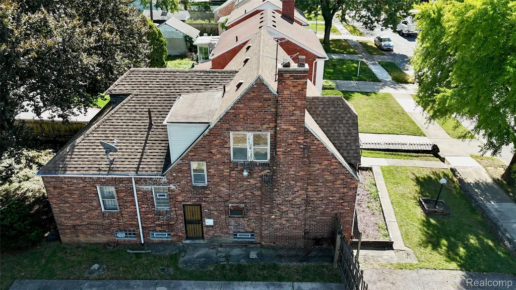 13610 Woodmont Avenue Detroit City MI 48227