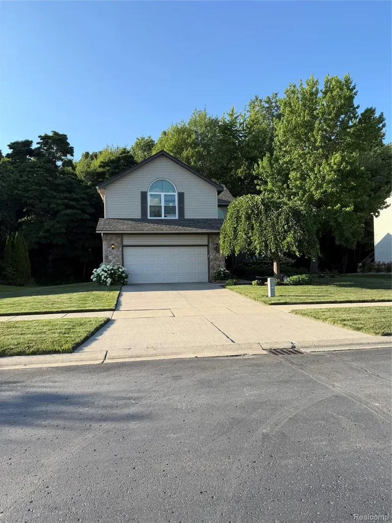 44994 Sondra Drive Van Buren Charter Township MI 48111