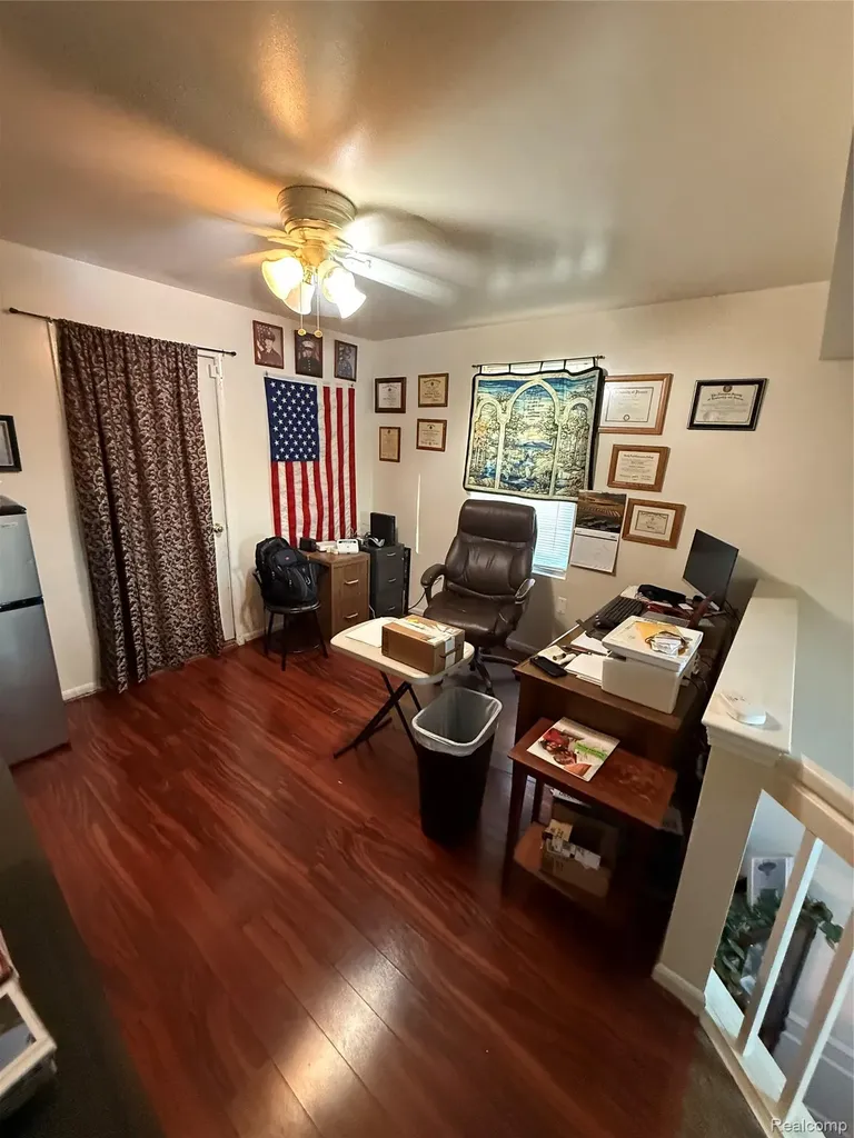 44994 Sondra Drive Van Buren Charter Township MI 48111