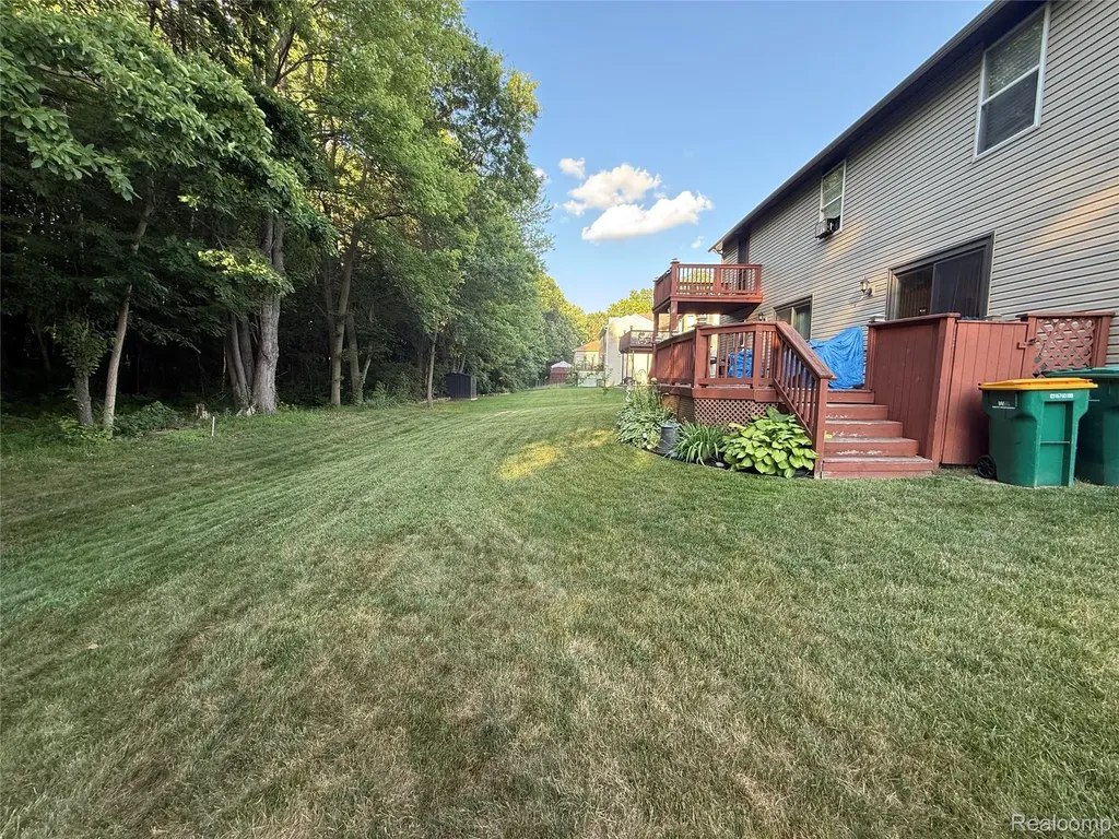44994 Sondra Drive Van Buren Charter Township MI 48111