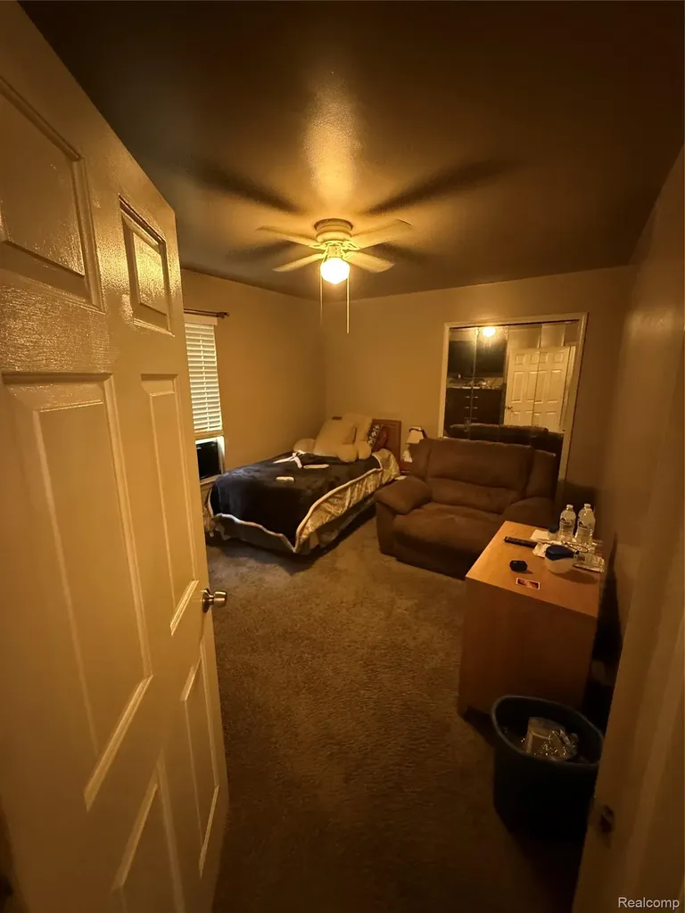 44994 Sondra Drive Van Buren Charter Township MI 48111