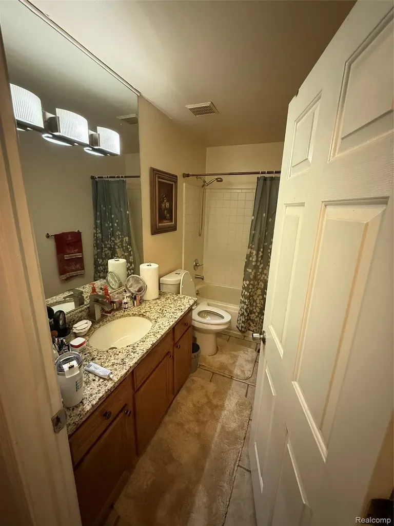 44994 Sondra Drive Van Buren Charter Township MI 48111