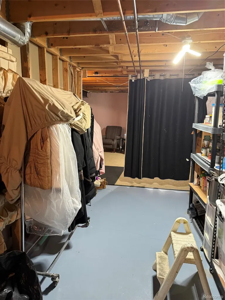 44994 Sondra Drive Van Buren Charter Township MI 48111