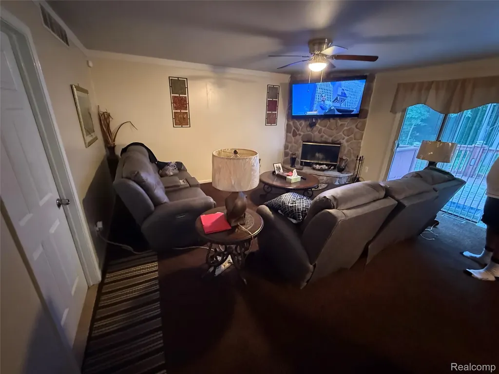 44994 Sondra Drive Van Buren Charter Township MI 48111