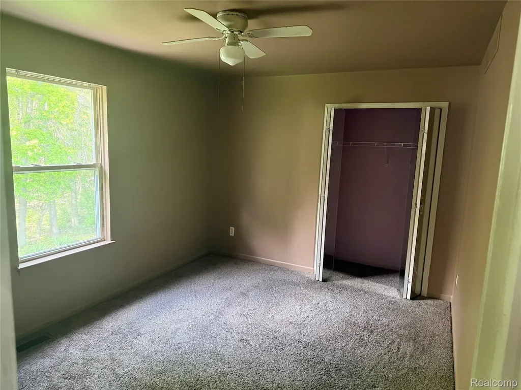 44994 Sondra Drive Van Buren Charter Township MI 48111
