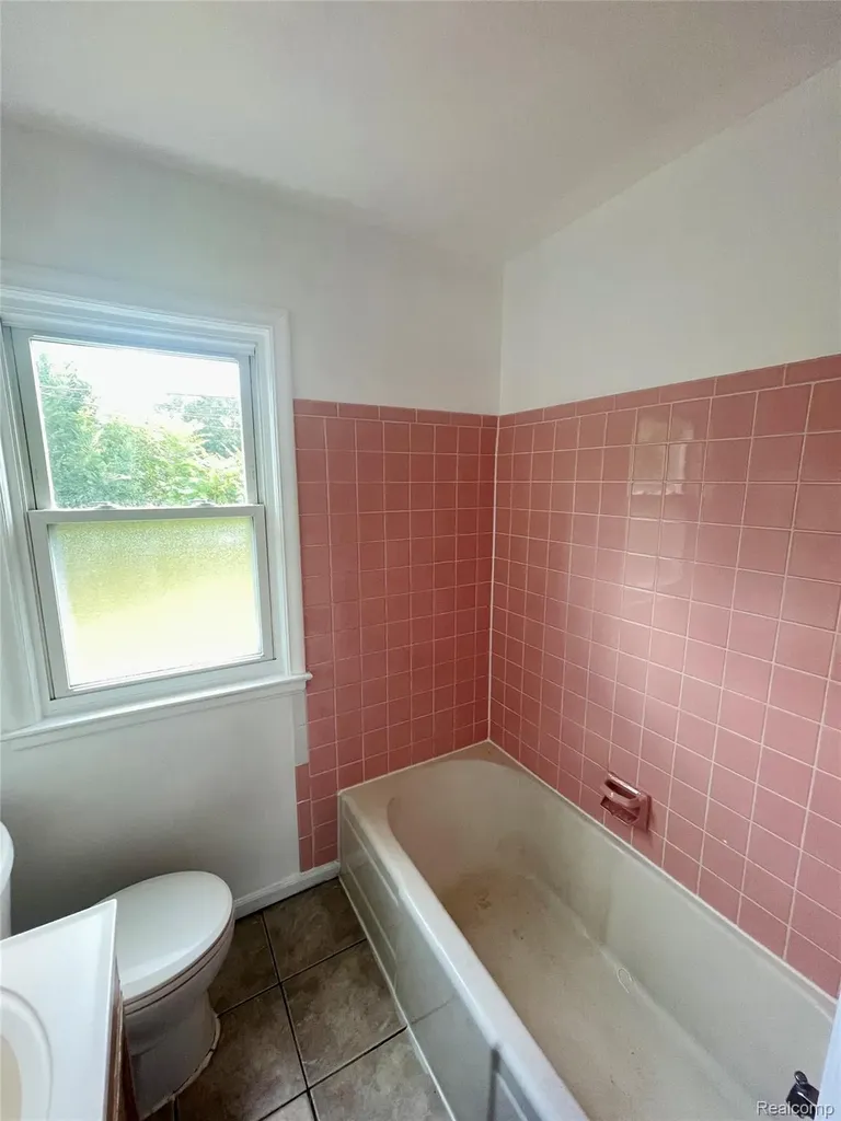 19250 Farmington Road Livonia City MI 48152