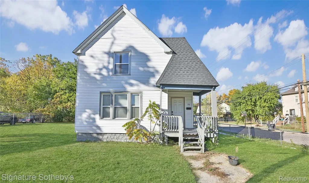 75 Mathews Street Pontiac City MI 48342