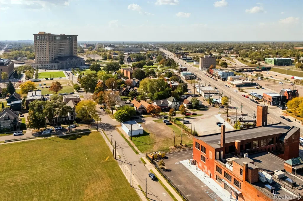 2200 Vermont Street Detroit City MI 48216