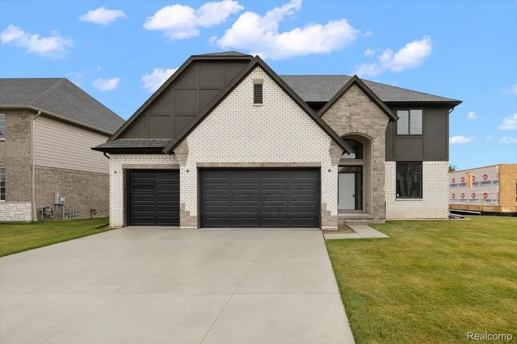 50669 Mistwood Drive Macomb Township MI 48042