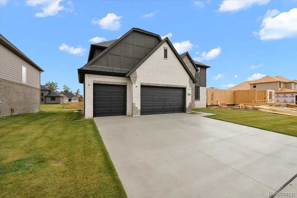 50669 Mistwood Drive Macomb Township MI 48042