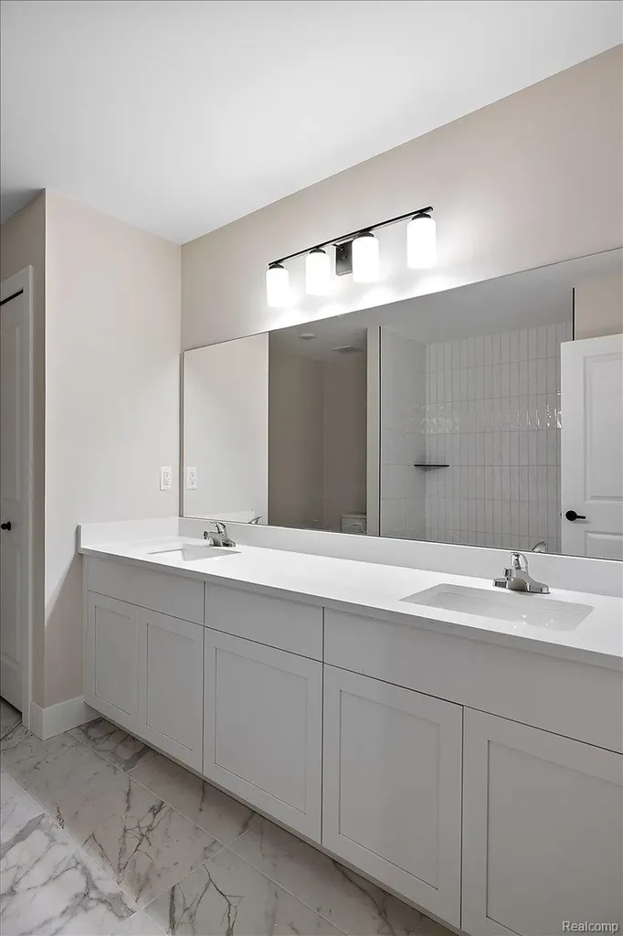 50669 Mistwood Drive Macomb Township MI 48042