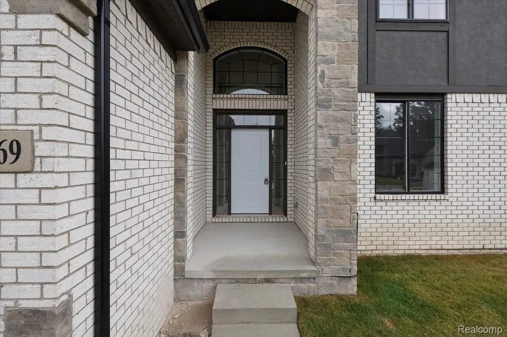50669 Mistwood Drive Macomb Township MI 48042