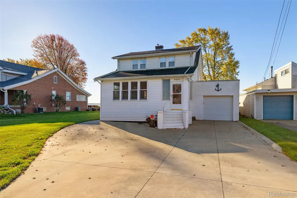 9669 Dixie Highway Ira Township MI 48023