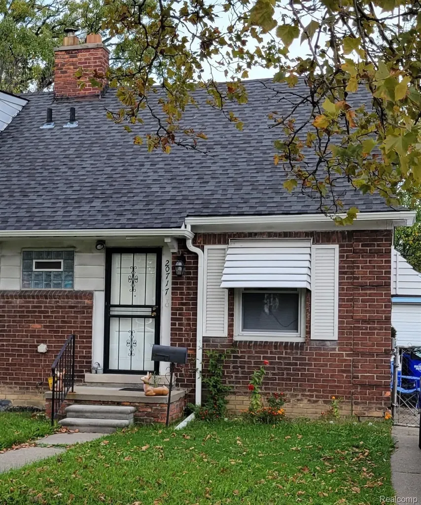 20717 Moross Road Detroit City MI 48224
