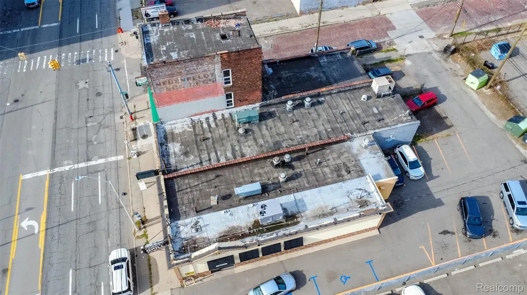 1360 W Fort Street Detroit City MI 48226