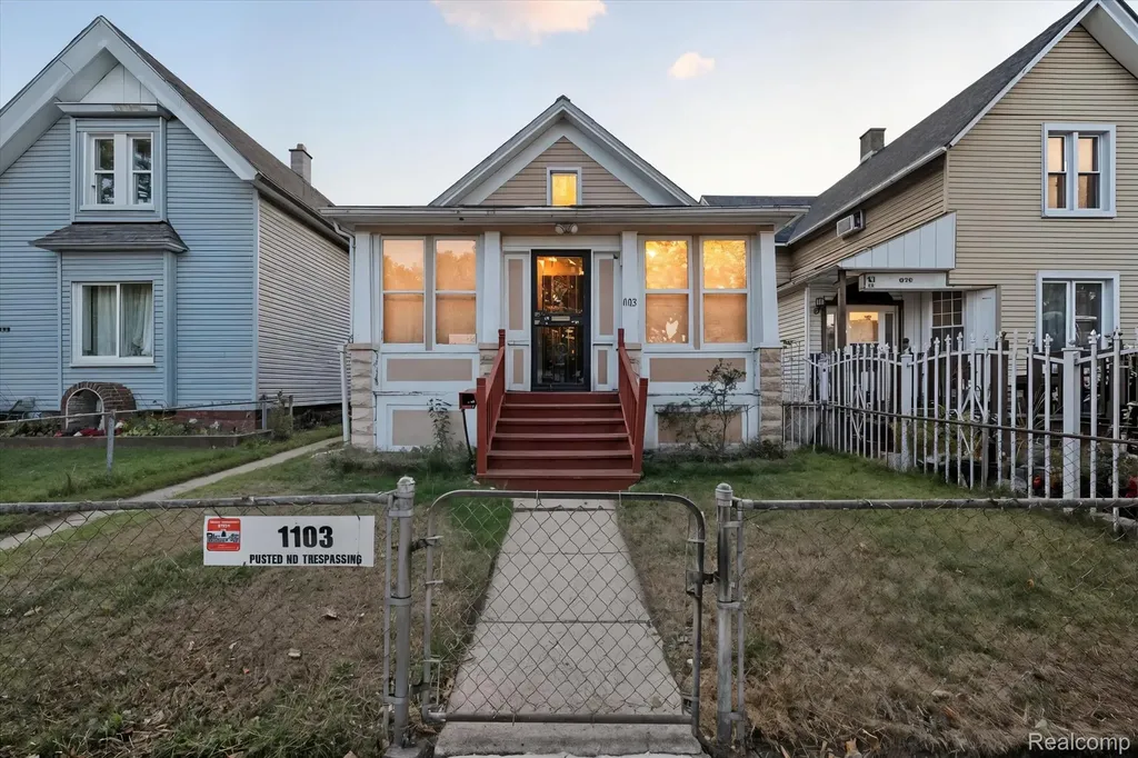 1103 Lansing Street Detroit City MI 48209