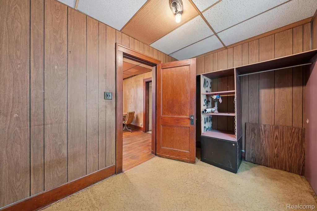 1103 Lansing Street Detroit City MI 48209