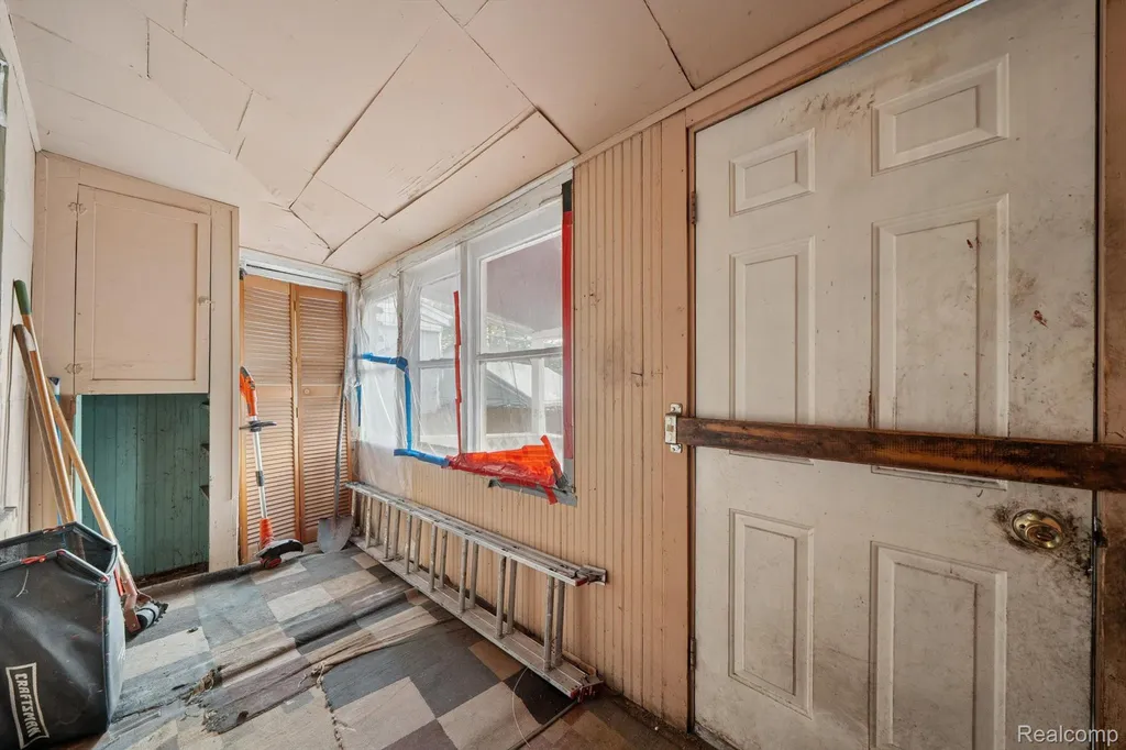 1103 Lansing Street Detroit City MI 48209