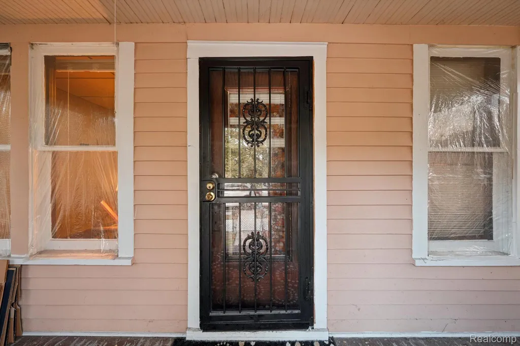 1103 Lansing Street Detroit City MI 48209