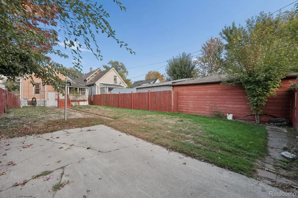 1103 Lansing Street Detroit City MI 48209