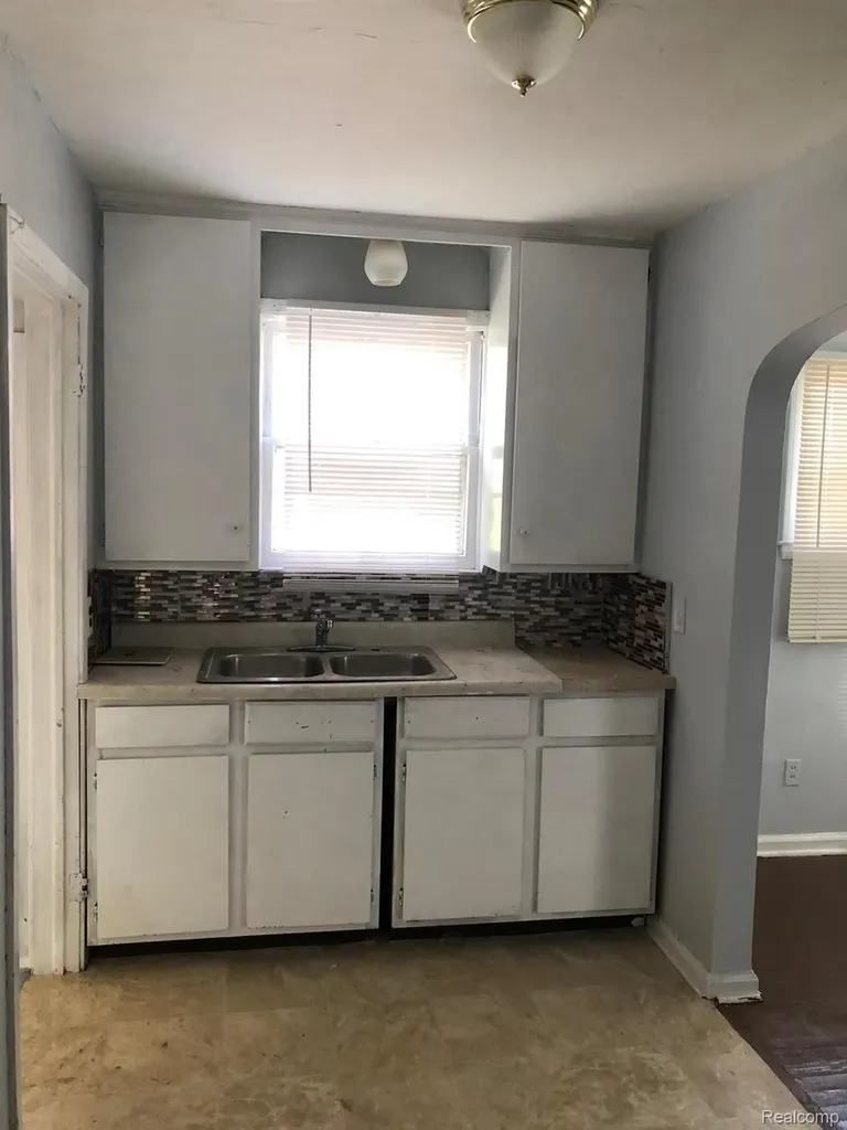11635 Beaconsfield Street Detroit City MI 48224