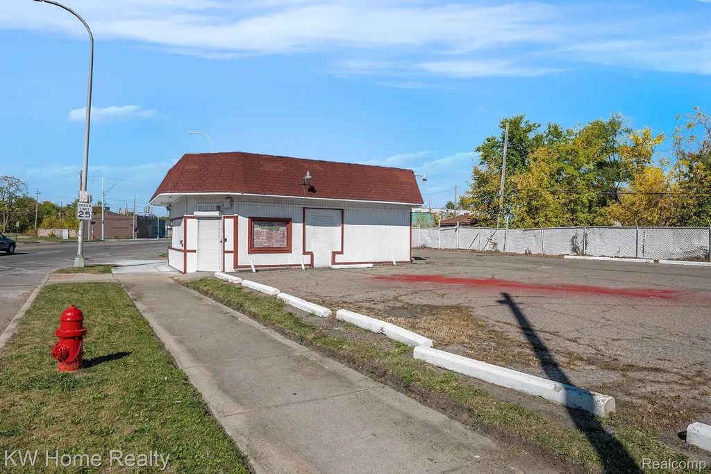 8300 Livernois Avenue Detroit City MI 48204
