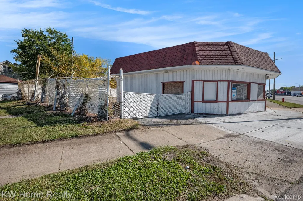 8300 Livernois Avenue Detroit City MI 48204