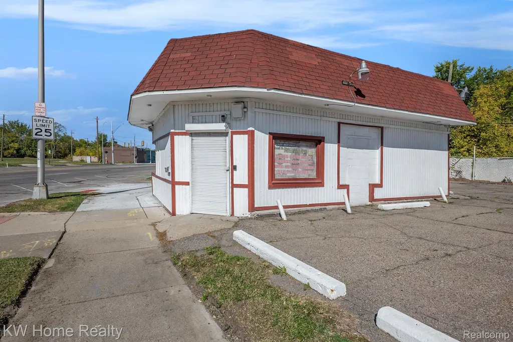 8300 Livernois Avenue Detroit City MI 48204