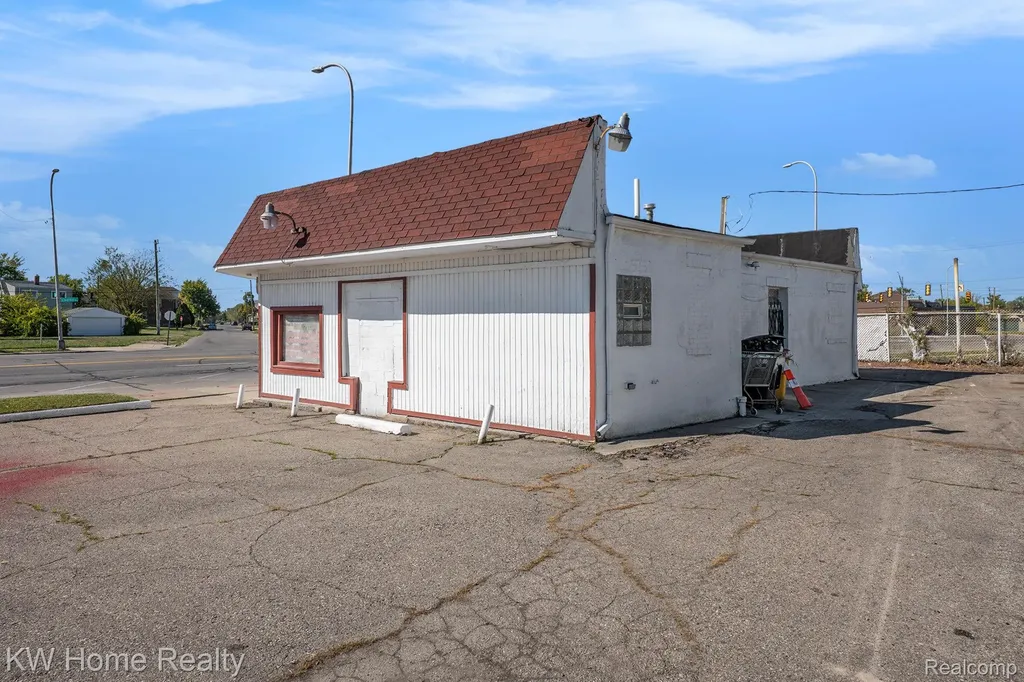 8300 Livernois Avenue Detroit City MI 48204