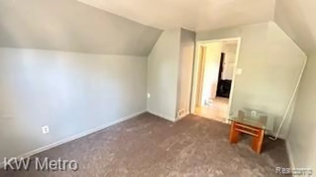 11739 Grandmont Avenue Detroit City MI 48227