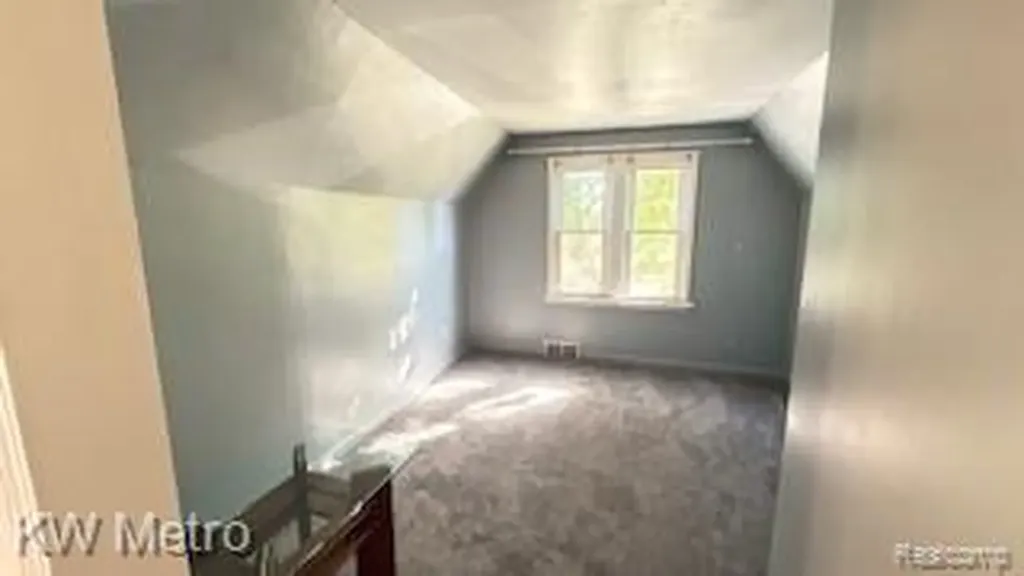 11739 Grandmont Avenue Detroit City MI 48227