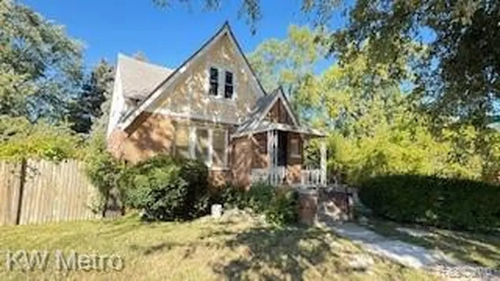 11739 Grandmont Avenue Detroit City MI 48227