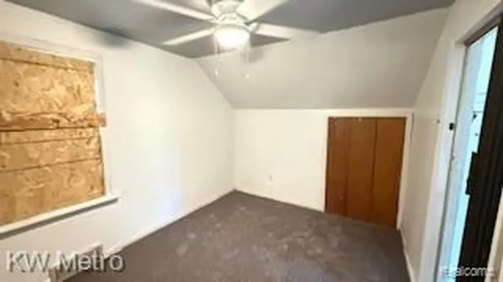 11739 Grandmont Avenue Detroit City MI 48227