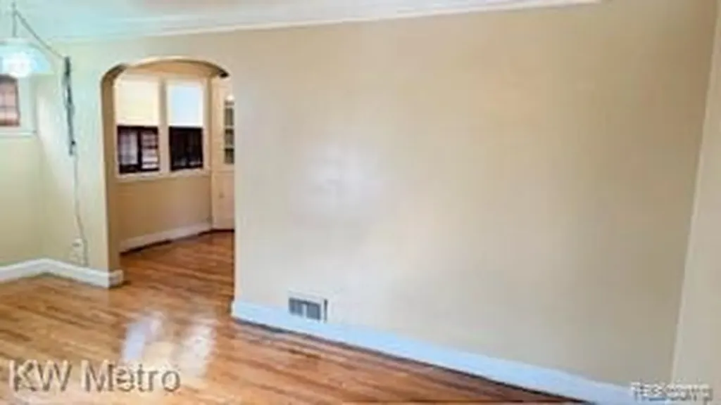 11739 Grandmont Avenue Detroit City MI 48227
