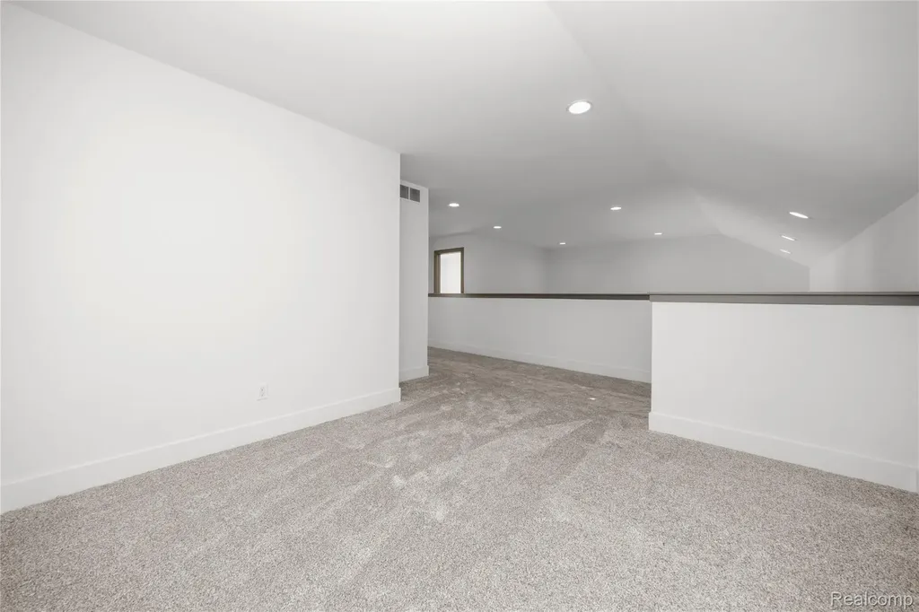 21959 Deer Brook Drive Southfield City MI 48075