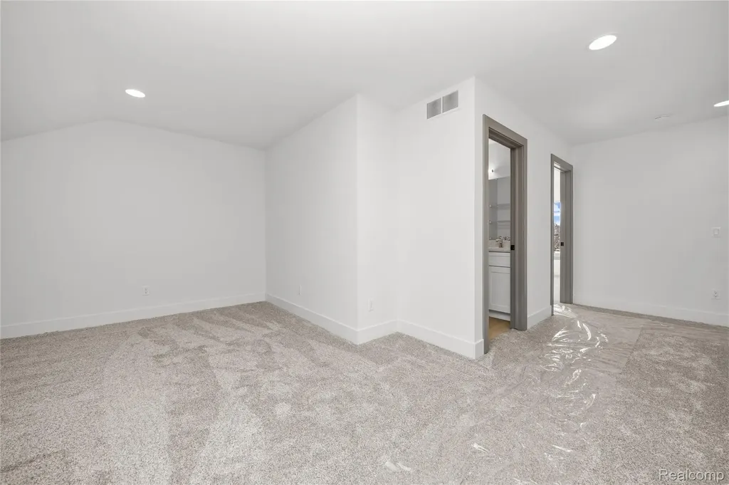 21955 Deer Brook Drive Southfield City MI 48075