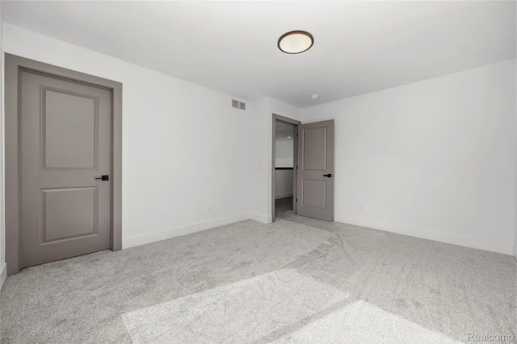 21955 Deer Brook Drive Southfield City MI 48075