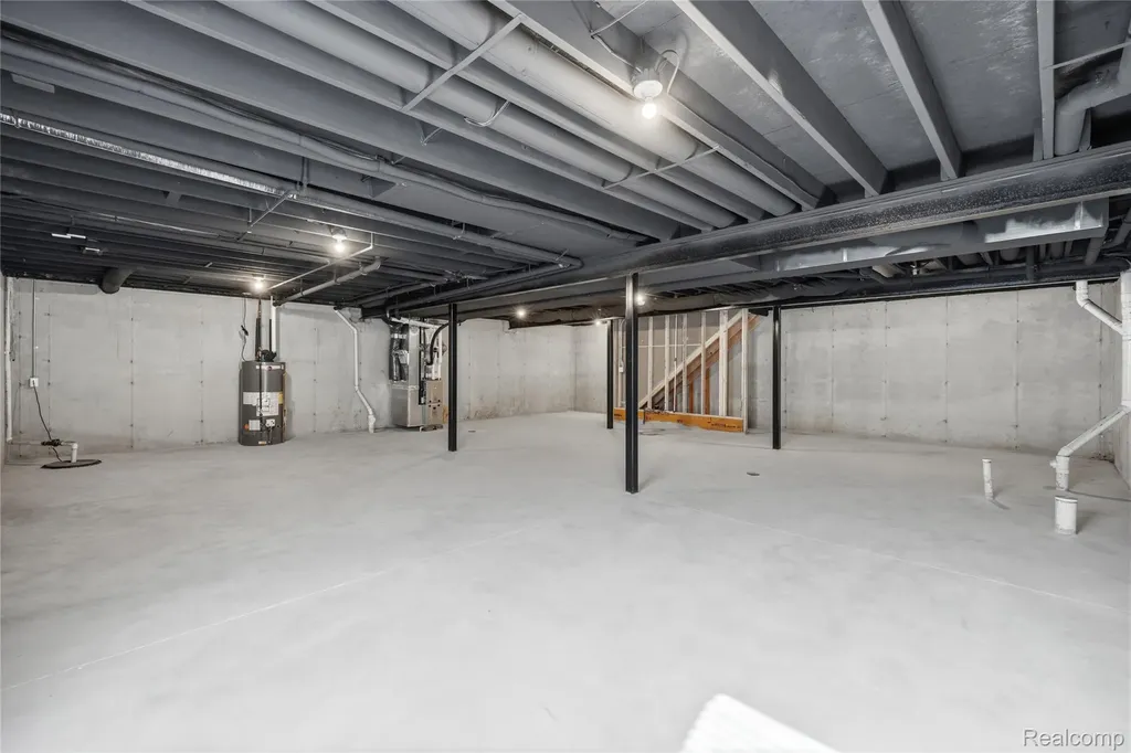 21955 Deer Brook Drive Southfield City MI 48075