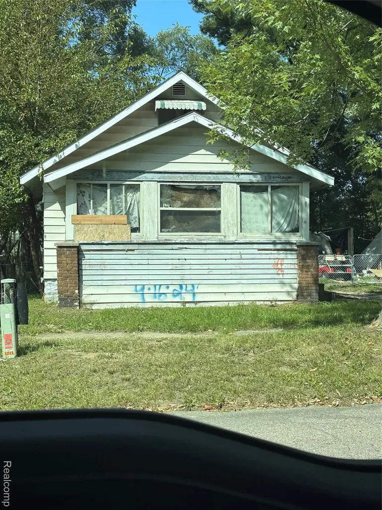 1721 New York Avenue Flint City MI 48506