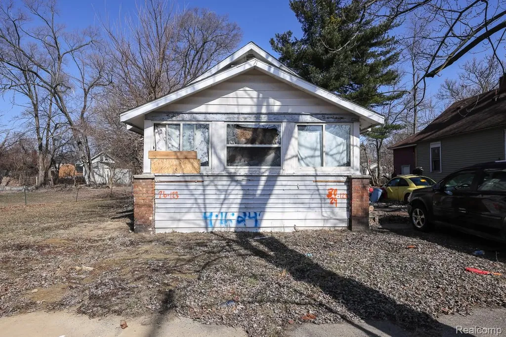 1721 New York Avenue Flint City MI 48506