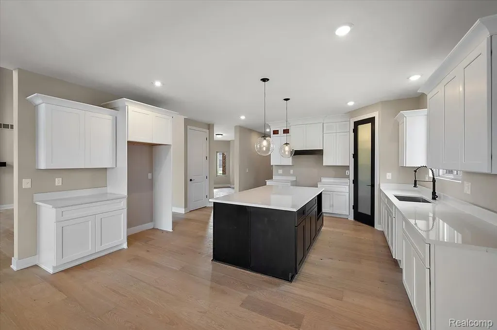 23947 Sawgrass Drive Macomb Township MI 48042