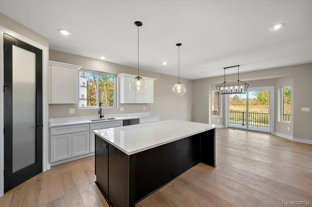 23947 Sawgrass Drive Macomb Township MI 48042